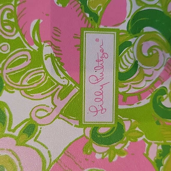 Lilly Pulitzer ipad case with stand - Picture 3 of 4